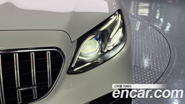 Mercedes-Benz E-Class 2020, фото 7
