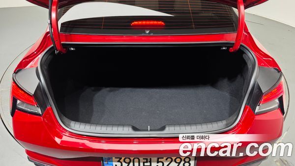 Hyundai Elantra 2023, фото 20