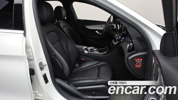 Mercedes-Benz C-Class 2020, фото 16