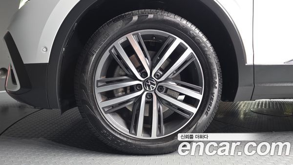 Volkswagen Tiguan 2023, фото 5