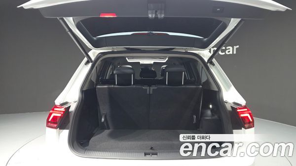 Volkswagen Tiguan 2023, фото 26