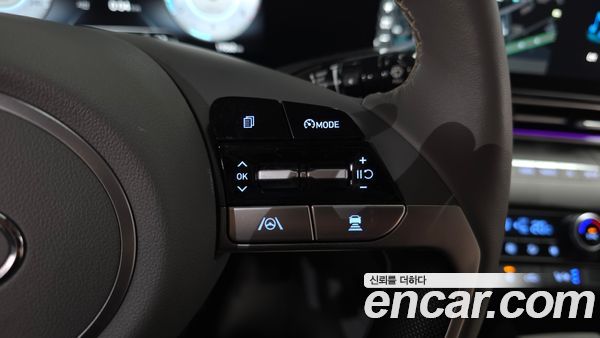 Hyundai Elantra 2023, фото 30