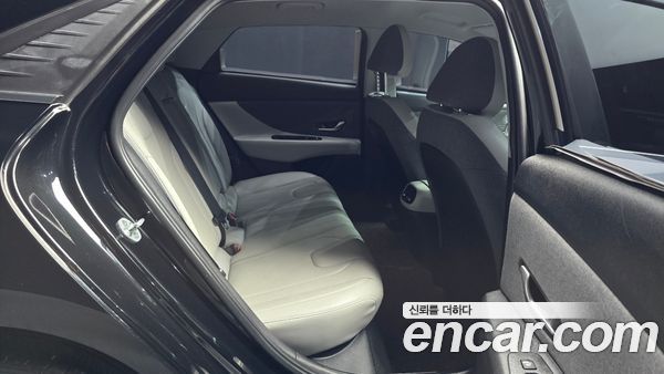 Hyundai Elantra 2021, фото 16
