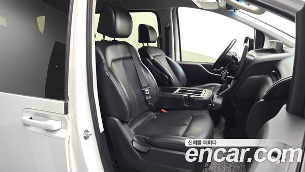 Hyundai Staria 2022, фото 16