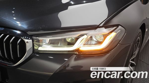 BMW 5 Series 2022, фото 8