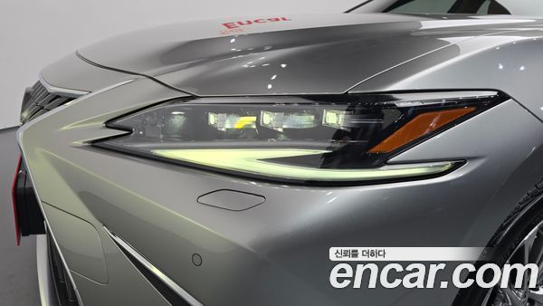 Lexus ES 2025, фото 7