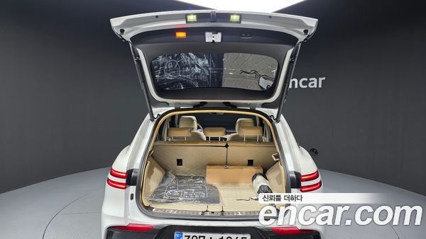 Genesis GV70 2025, фото 26