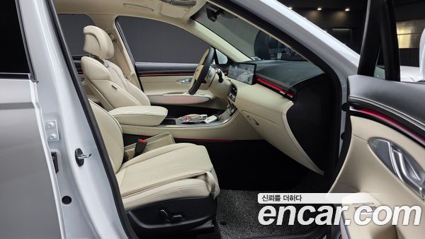 Genesis GV70 2025, фото 16