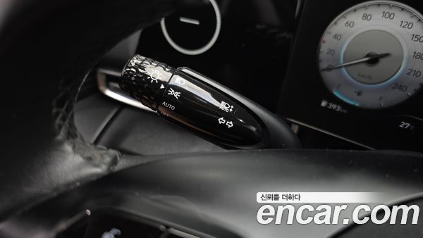 Hyundai Elantra 2021, фото 31