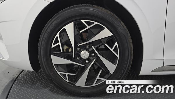 Hyundai Grandeur 2023, фото 5