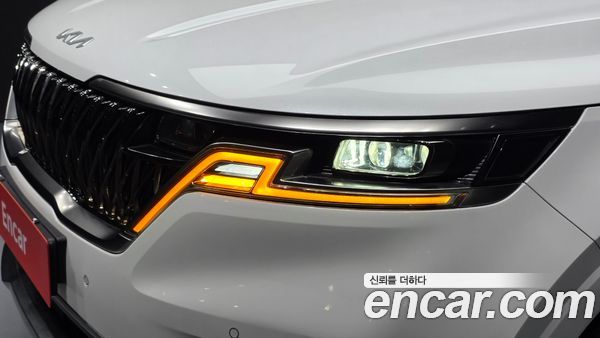 Kia Carnival 2023, фото 7