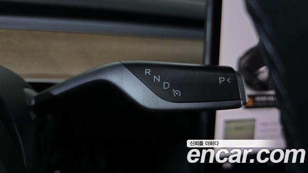 Tesla Model Y 2024, фото 12