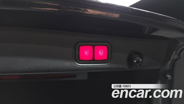 Mercedes-Benz E-Class 2020, фото 31