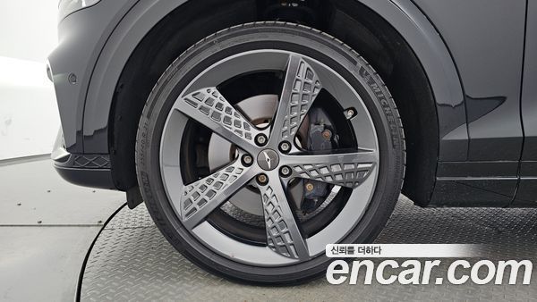 Genesis GV70 2021, фото 4
