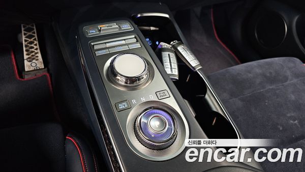 Genesis GV70 2021, фото 11