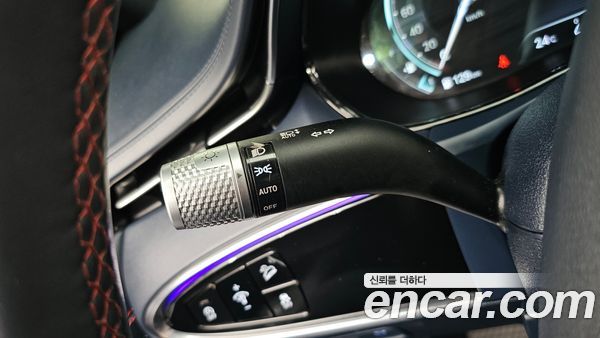 Genesis GV70 2021, фото 29