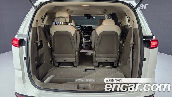 Kia Carnival 2023, фото 26