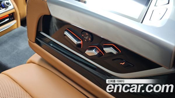 BMW 7 Series 2021, фото 34
