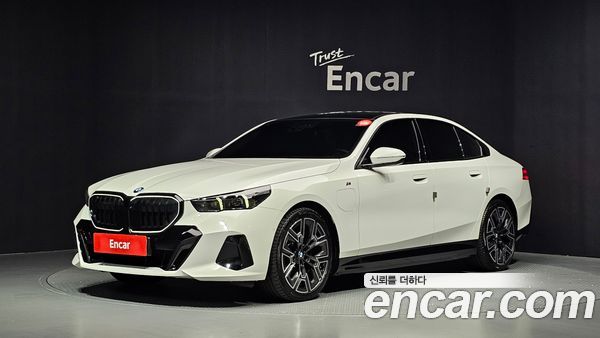BMW 5 Series 2025