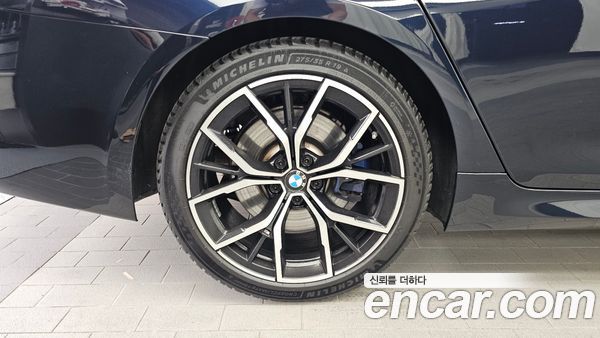 BMW 5 Series 2022, фото 5