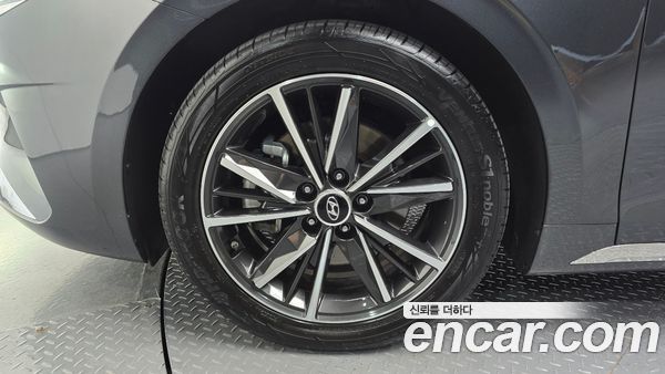 Hyundai Grandeur 2022, фото 4