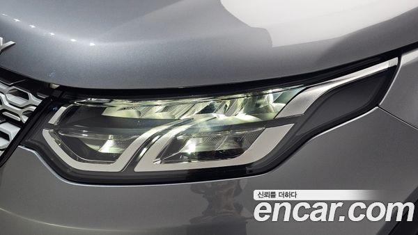 Land Rover Discovery Sport 2023, фото 8