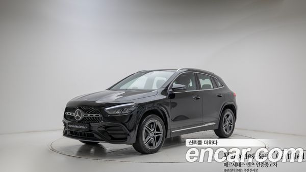Mercedes-Benz GLA 2025