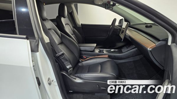 Tesla Model Y 2022, фото 15