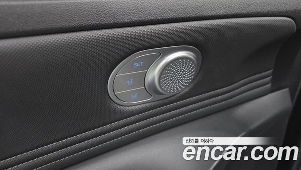 Hyundai Elantra 2021, фото 29