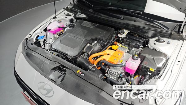 Hyundai Elantra 2025, фото 6