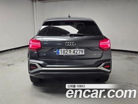 Audi Q2 2023, фото 4