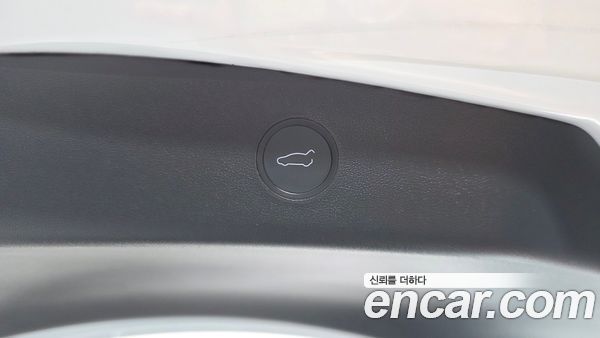 Tesla Model 3 2022, фото 32