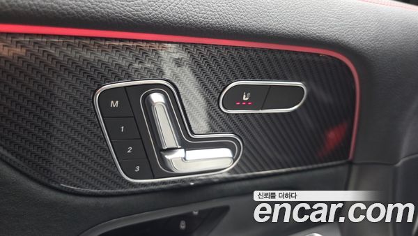 Mercedes-Benz GLA 2025, фото 31