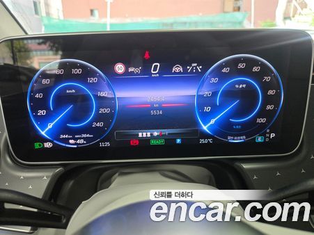 Mercedes-Benz EQE 2026, фото 9