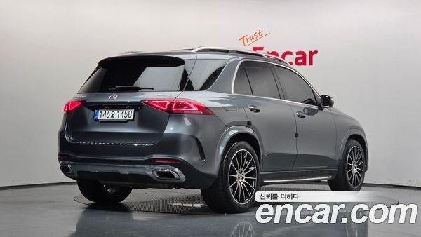 Mercedes-Benz GLE 2022, фото 2