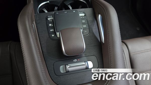Mercedes-Benz GLE 2022, фото 12