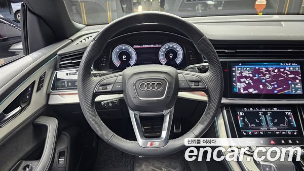Audi Q8 2023, фото 14