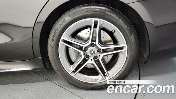 Mercedes-Benz S-Class 2022, фото 5