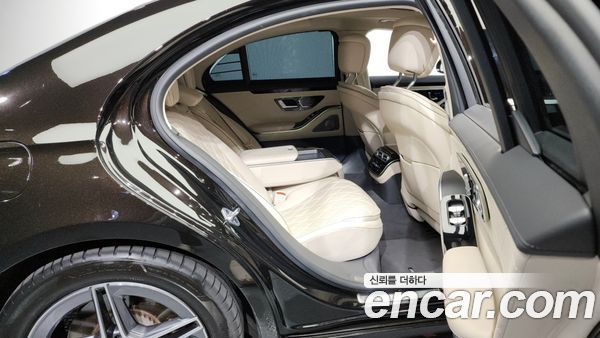 Mercedes-Benz S-Class 2022, фото 12