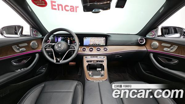 Mercedes-Benz E-Class 2023, фото 7