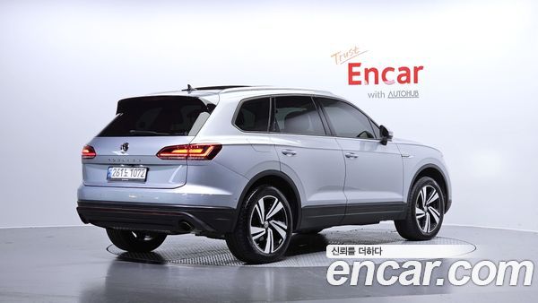 Volkswagen Touareg 2020, фото 2