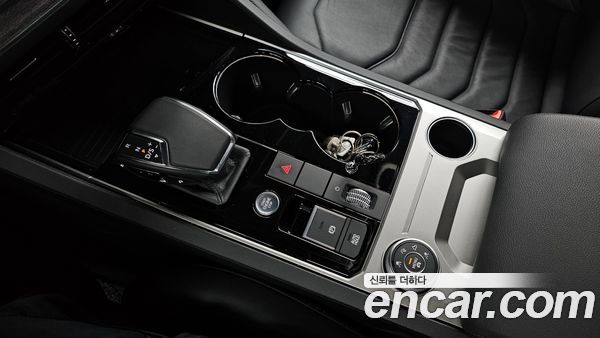 Volkswagen Touareg 2020, фото 9