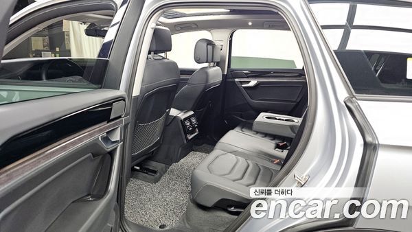Volkswagen Touareg 2020, фото 11