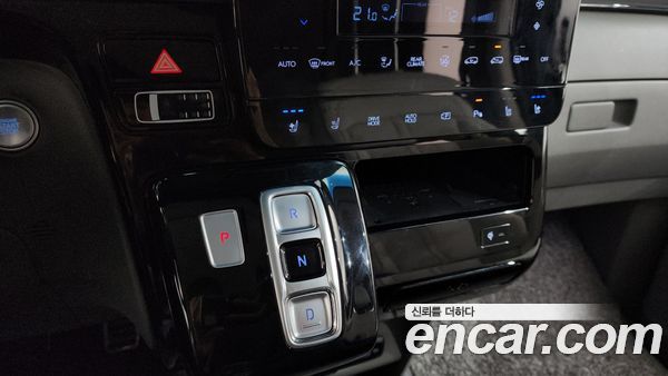 Hyundai Staria 2022, фото 9