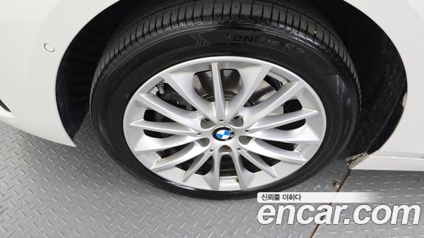 BMW 1 Series 2021, фото 5