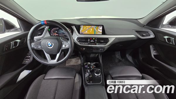 BMW 1 Series 2021, фото 7