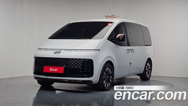 Hyundai Staria 2022