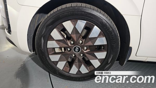 Hyundai Staria 2022, фото 5