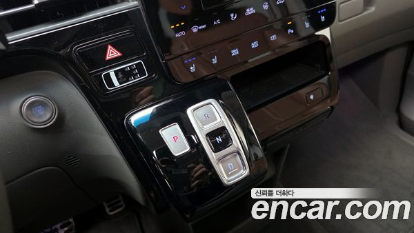 Hyundai Staria 2023, фото 9