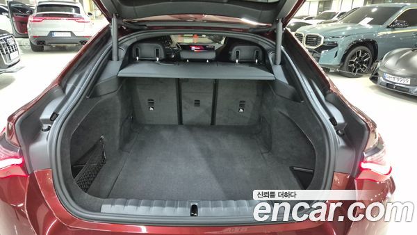 BMW i4 2024, фото 6